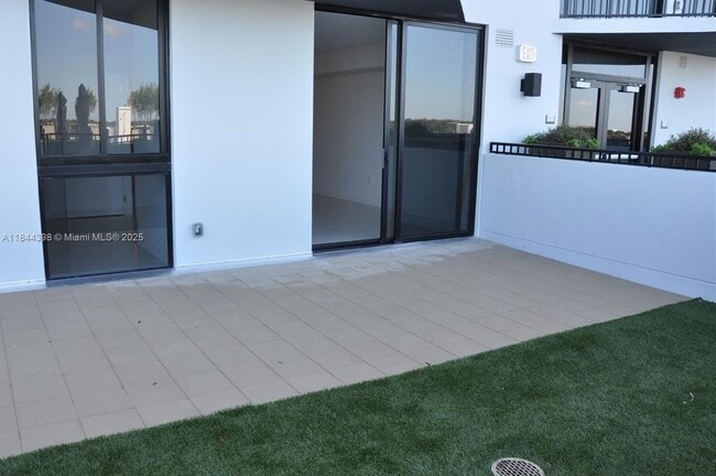 Building Photo - 5300 Paseo Blvd