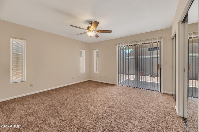 Building Photo - 3309 E Siesta Ln