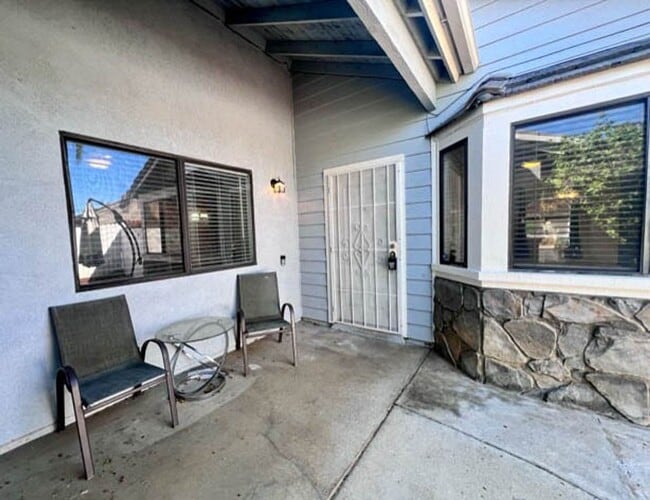 Building Photo - Upgraded 2 Bedroom Menifee home with a two...