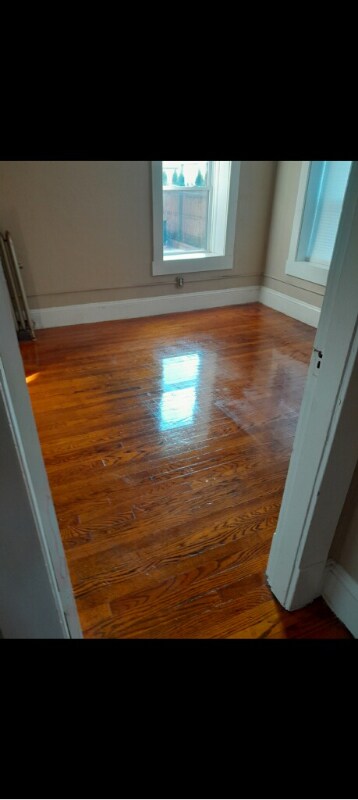 Building Photo - 920 Chicopee St