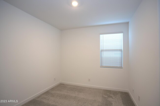 Building Photo - 9447 W Turney Ave