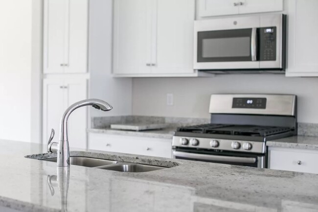 Kitchen Area - 6205 W STONEPATH GARDEN DR