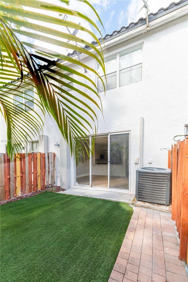 Building Photo - 5430 NW 107th Ave