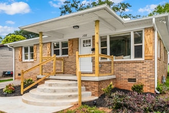 Building Photo - 105 Cabot Ct