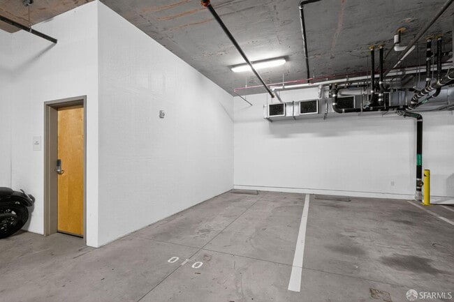 Building Photo - 52 Innes Ct