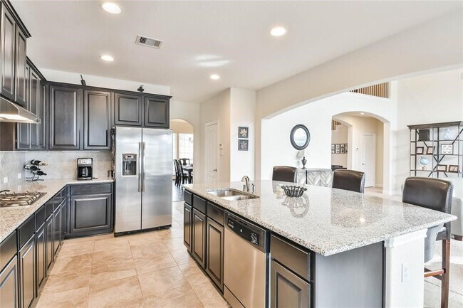 Building Photo - 1236 Laurel Lp