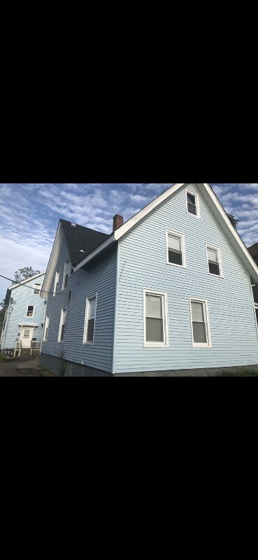 Building Photo - 656 Second St