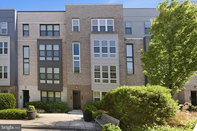 Building Photo - 13367 Launders St