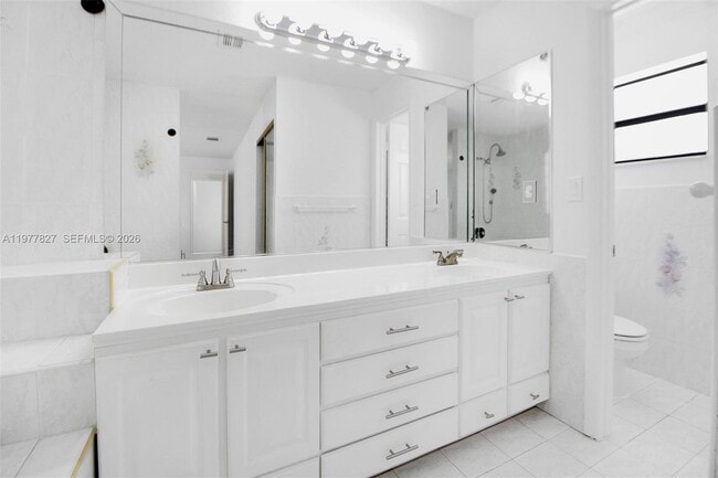 Building Photo - 10031 SW 147th Pl