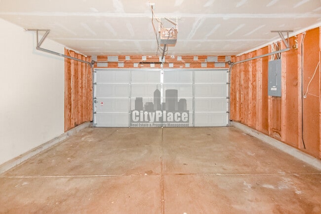 Building Photo - 11324 Roundwood Ct