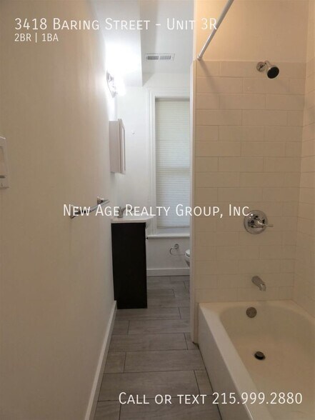 Building Photo - 3418 Baring St