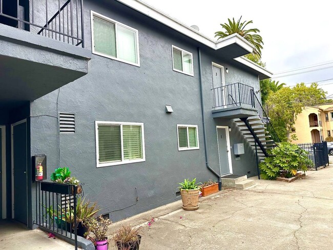 Building Photo - 1634 63rd St