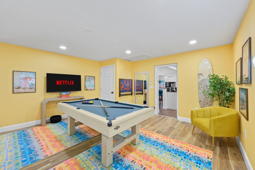 Building Photo - 11253 51st Ave N