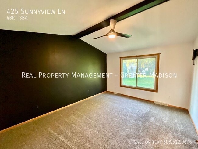 Building Photo - 425 Sunnyview Ln