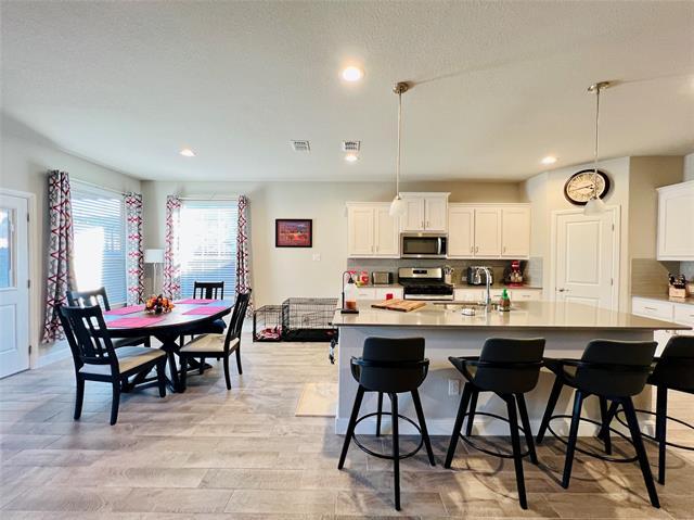 Building Photo - 15748 Putney Wy