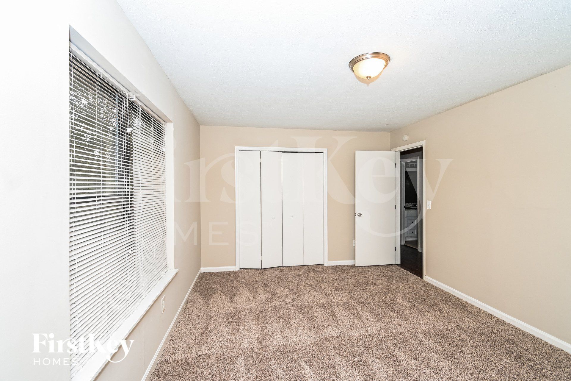 Building Photo - 6668 Windwood Cir