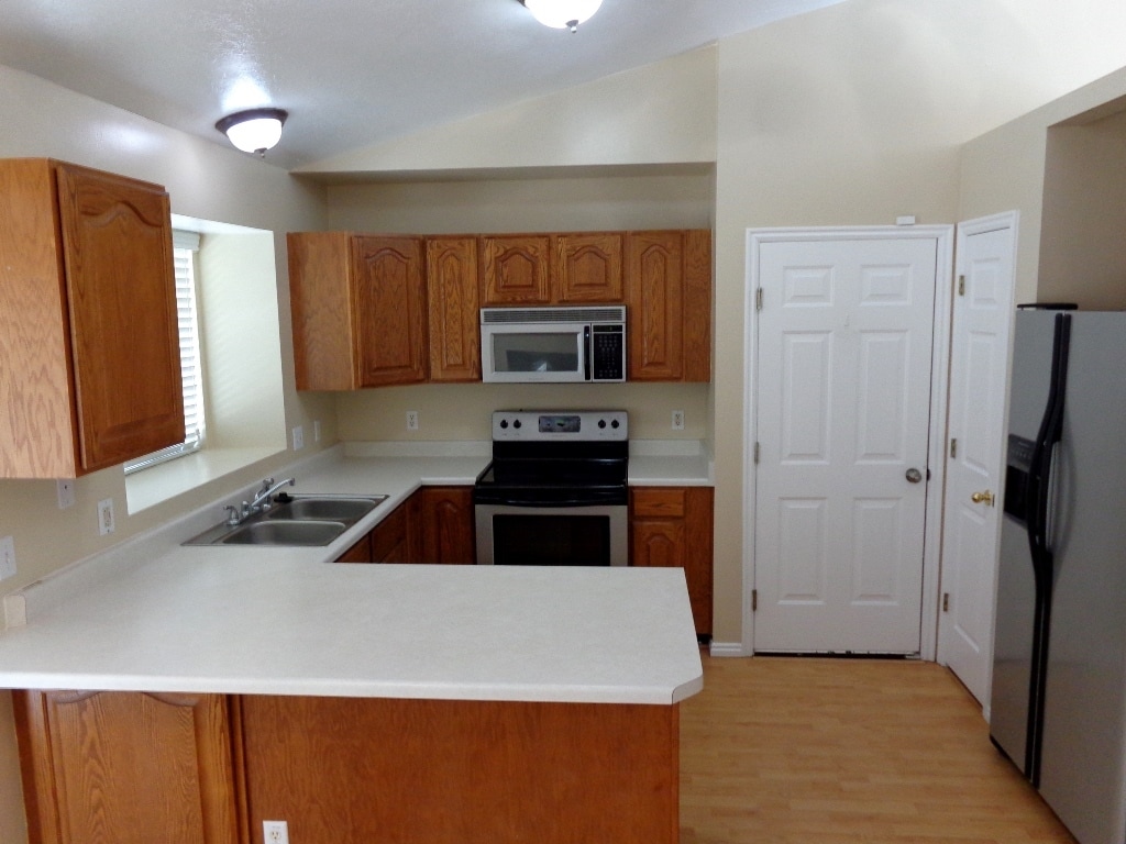 Building Photo - 6098 Monet Ct