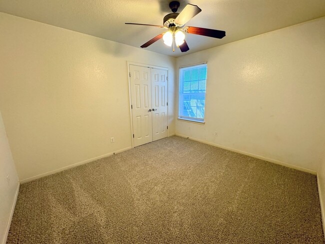 Building Photo - 3-Bedroom House for Rent in Killeen