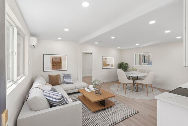 Building Photo - 3646 Curlew St