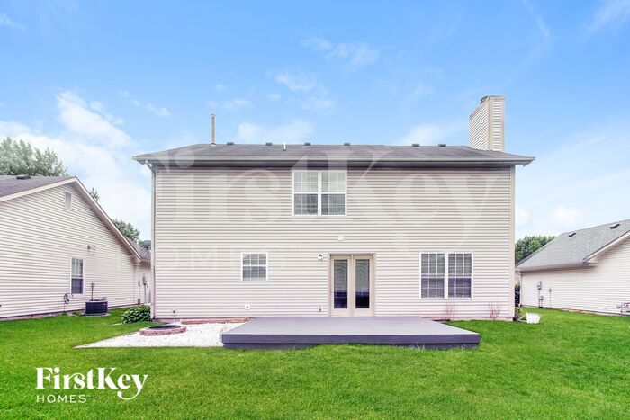 Building Photo - 7156 Bracken Ln
