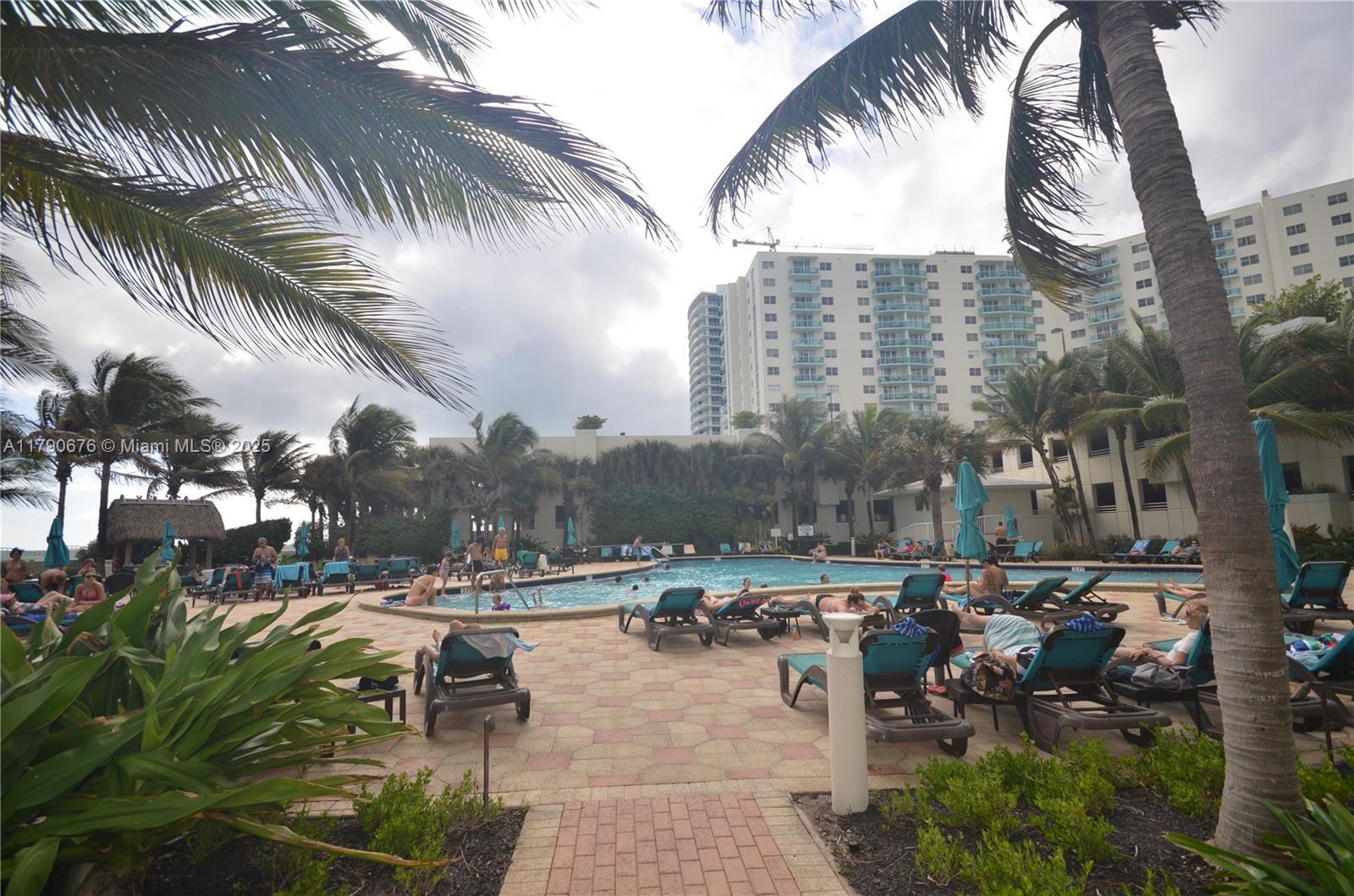 Building Photo - 3801 S Ocean Dr