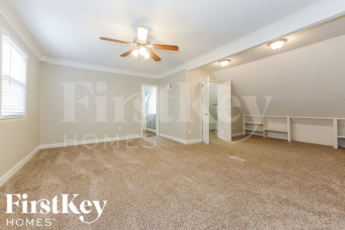 Building Photo - 1333 SW 21st St