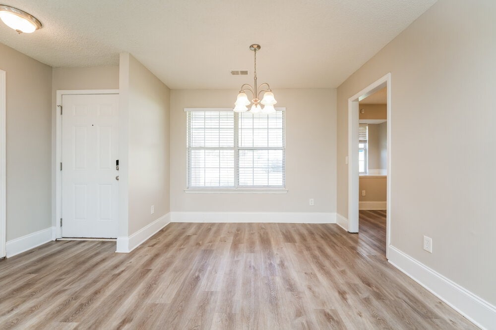 Building Photo - 1959 Corners Cir