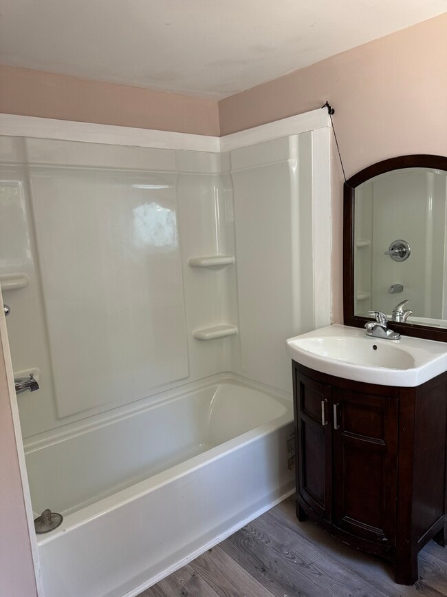 Building Photo - 1321 Brookside Ave