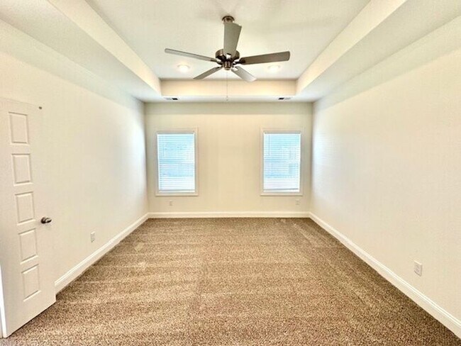 Building Photo - Now Leasing a 5-Bedroom 3 Bath Home in Olive Branch, MS Zoned for Great Schools-DeSoto Central.