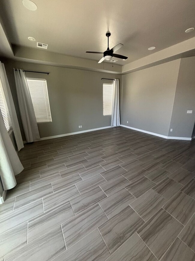 Building Photo - Beautiful Home in Sonoma Ranch !