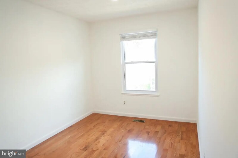 Building Photo - 2809 Beckon Dr