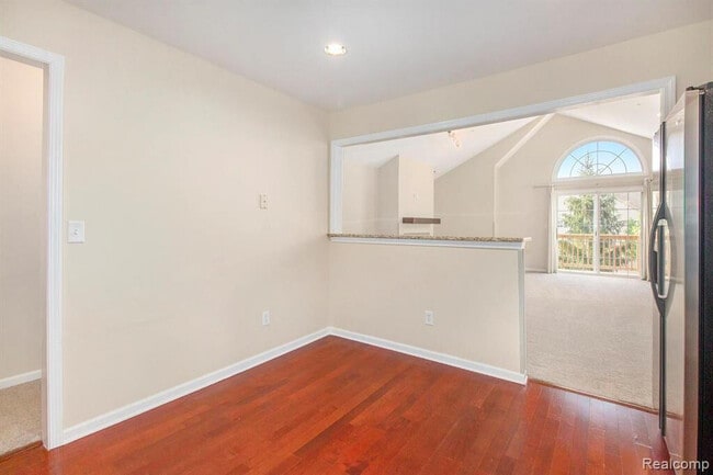 Building Photo - 28541 Carlton Way Dr