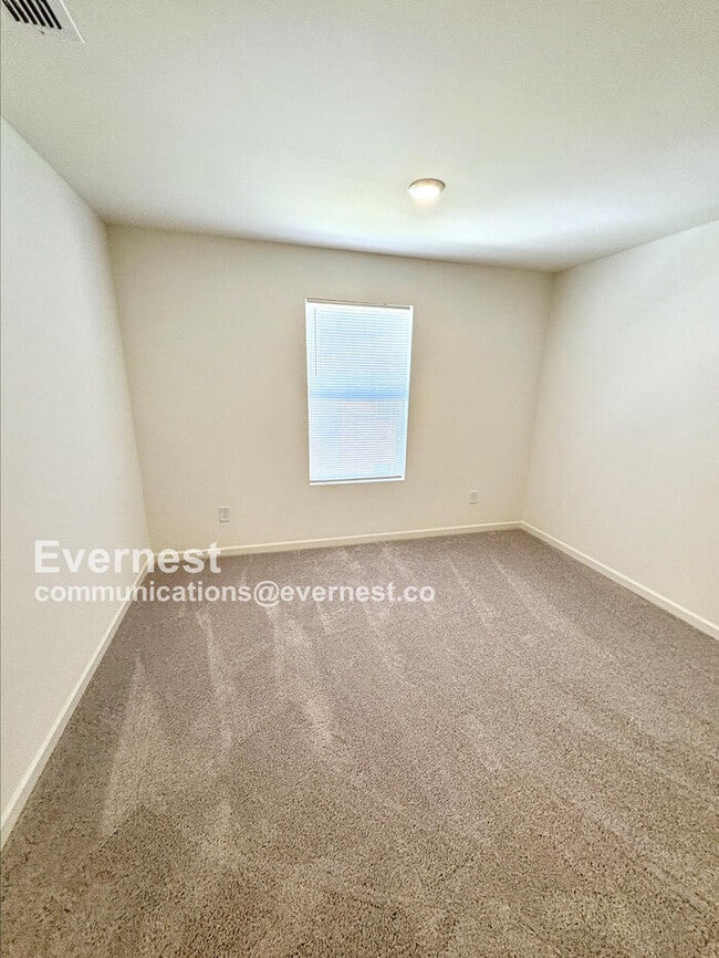 Building Photo - 4 Bed, 3 Bath Home with Garage / Pet-Friendly / Coming Soon!