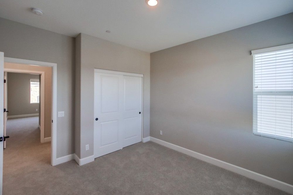 Building Photo - 12641 Stella Ln