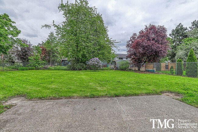 Building Photo - Fully Renovated 3 Bed 2 Bath Home in Mount...