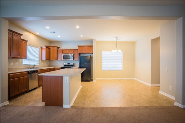 Building Photo - 2624 Romarin Terrace