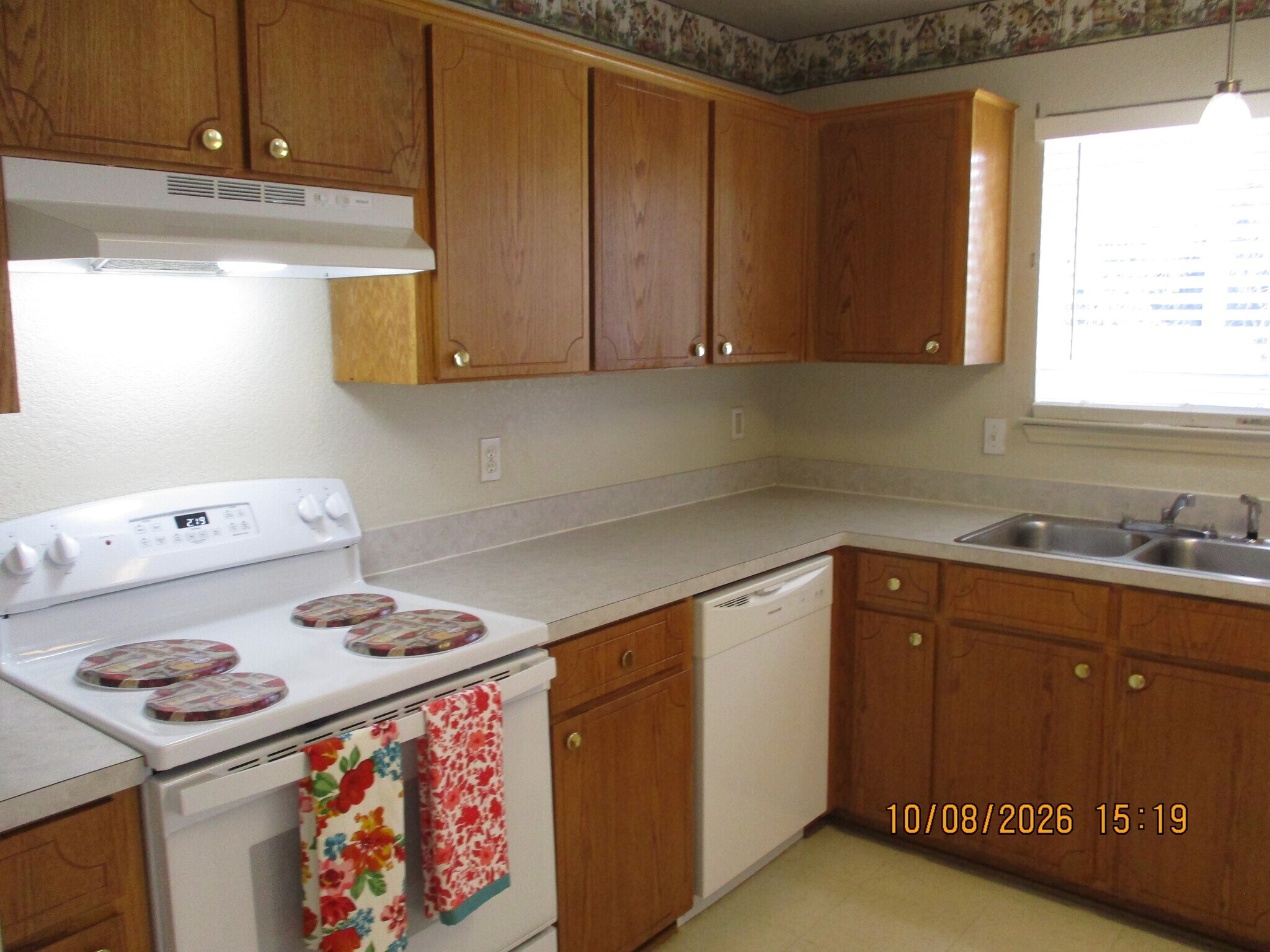 Building Photo - 179 Armadillo Ln