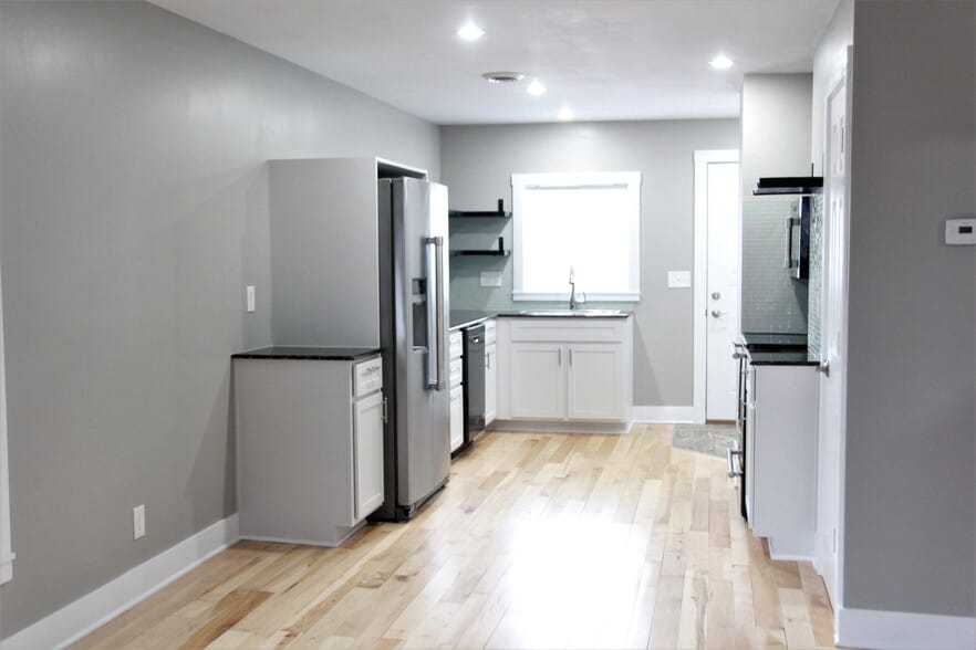 Kitchen - 1601 Niles Ave