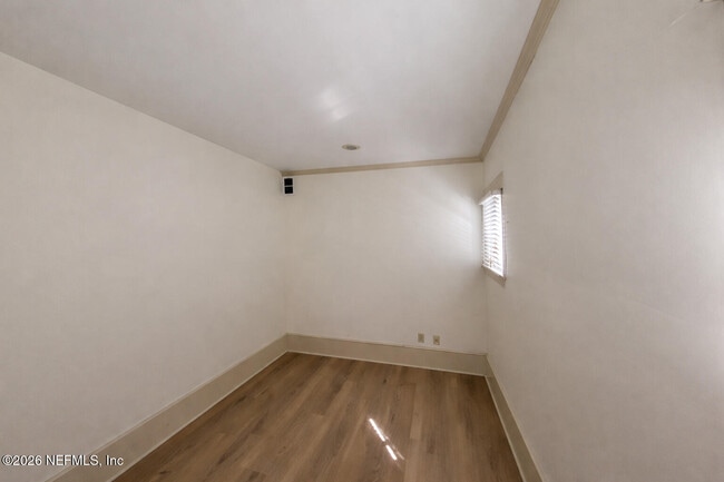 Building Photo - 1613 King St