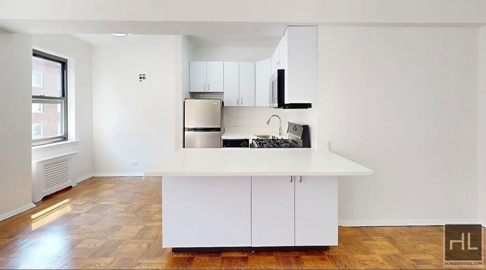 Building Photo - BEEKMAN PLACE