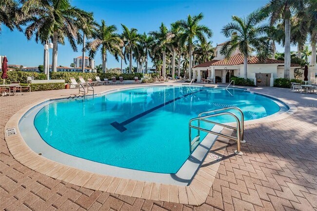 Building Photo - 6105 Bahia Del Mar Cir