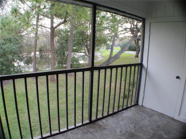 Building Photo - 1194 Falcon Dr