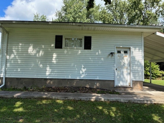 Building Photo - 822 N Hook Rd