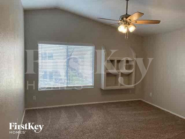 Building Photo - 7618 W Ironwood Dr
