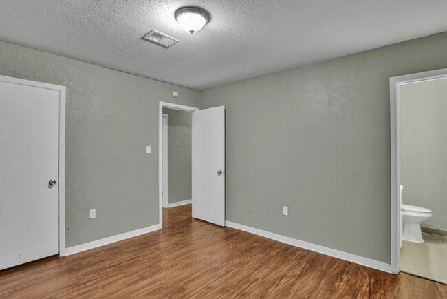 Building Photo - 355 St Joe Blvd