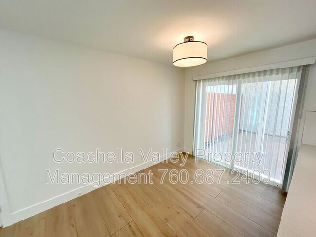 Building Photo - 73525 Shadow Mountain Dr