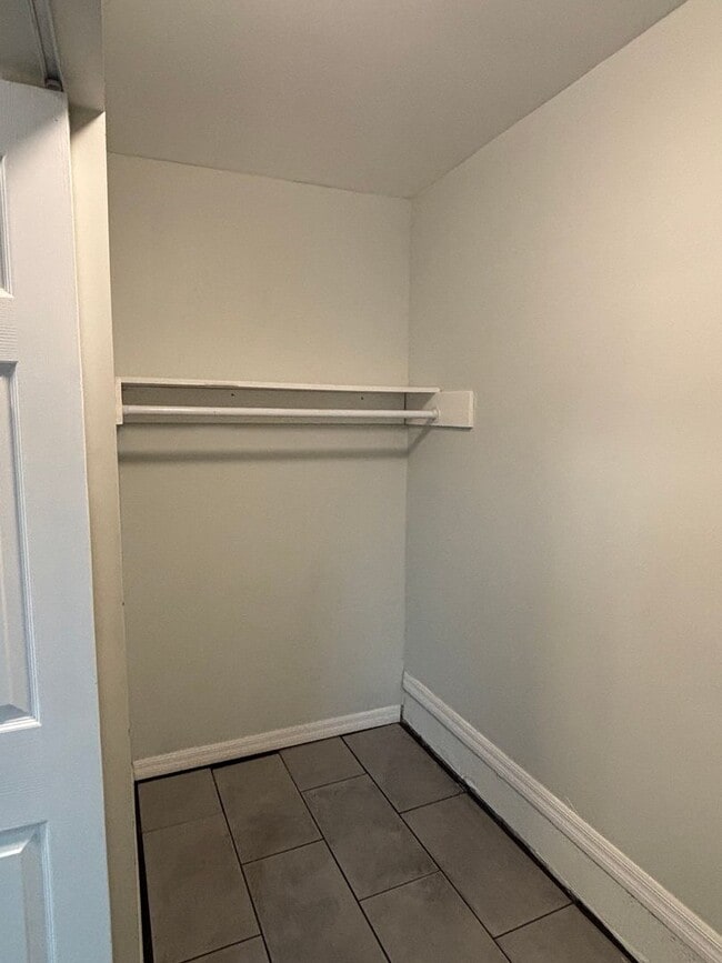 Building Photo - New Construction 1 Bedroom 1 Bath Backhouse