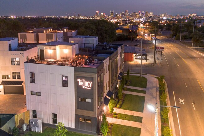 Building Photo - 89 Lucile St