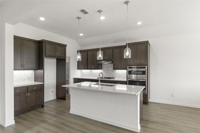 Building Photo - 4018 Saltgrass St