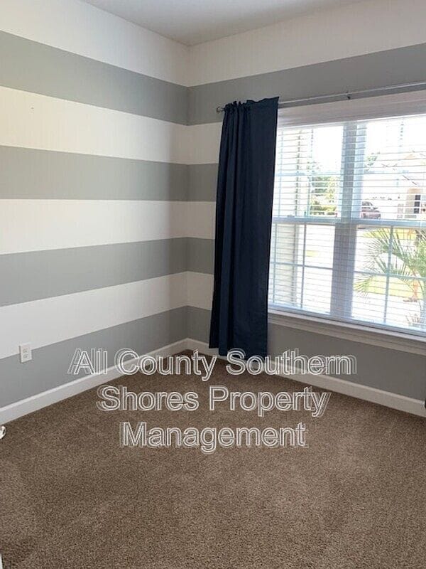 Building Photo - 131 Maggie Wy